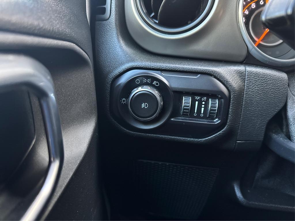 2018 Jeep Wrangler Unlimited Sport photo 16