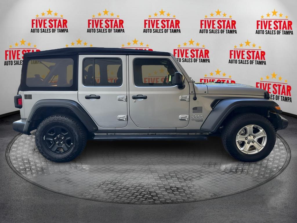 2018 Jeep Wrangler Unlimited Sport photo 8