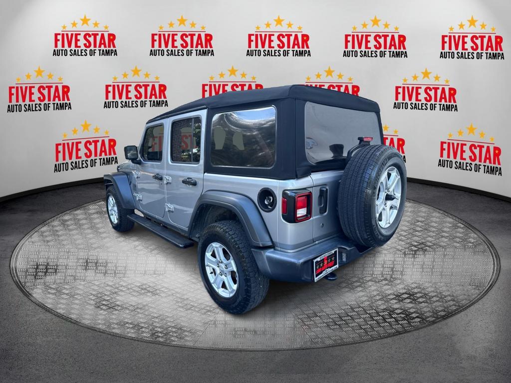 2018 Jeep Wrangler Unlimited Sport photo 5
