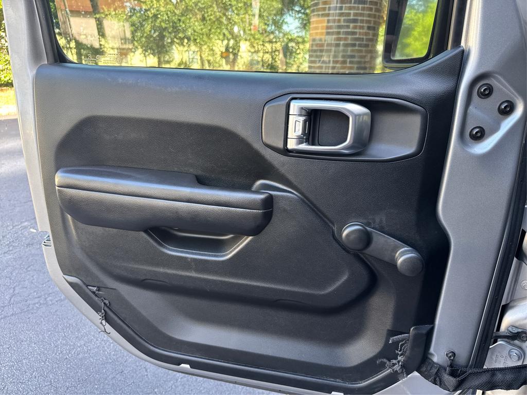 2018 Jeep Wrangler Unlimited Sport photo 17
