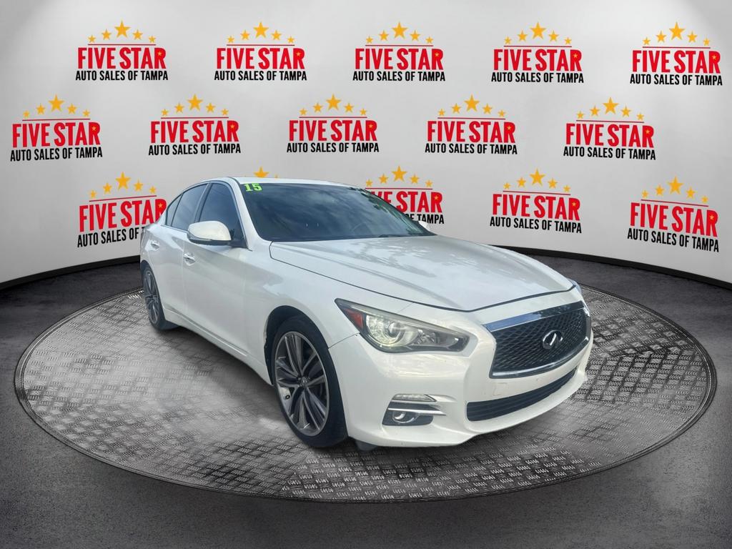 2015 INFINITI Q50
