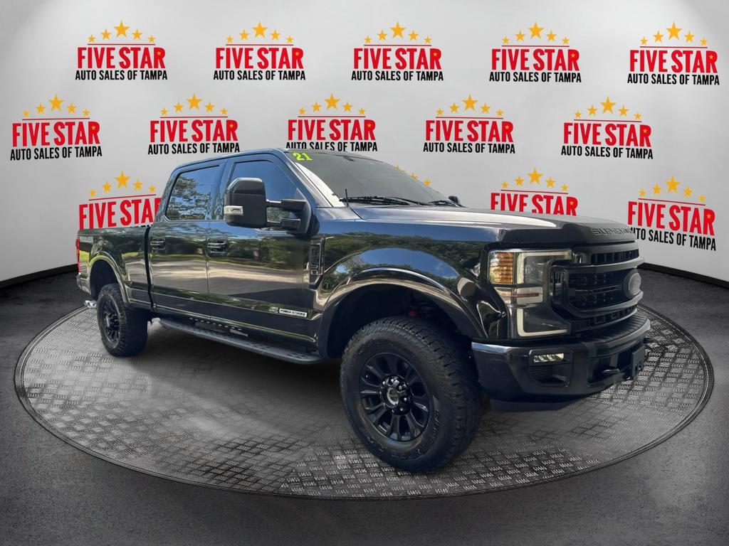2021 Ford F-350 Super Duty Lariat's photo