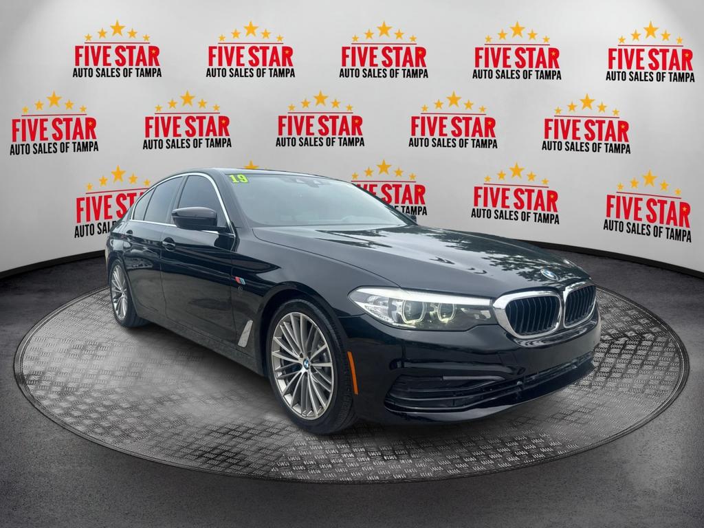 2019 BMW 5 Series 530i